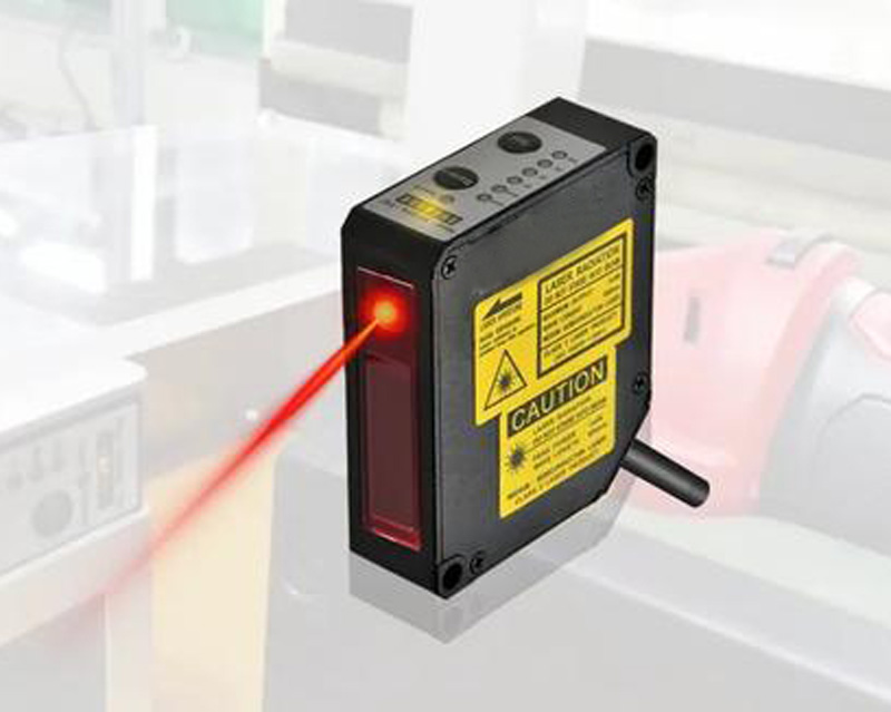 Qu'est-ce qu'un capteur de déplacement laser? Le principe de travail du capteur de déplacement laser
